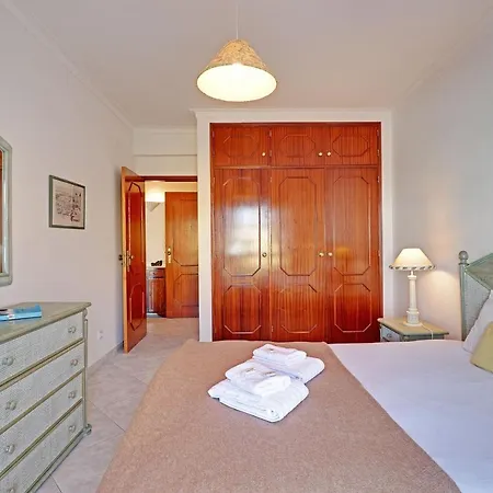 Apartamento Portimao Solar Do Vau With Pool By Homing Exterior foto