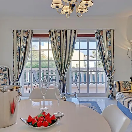 Apartamento Portimao Solar Do Vau With Pool By Homing Exterior foto